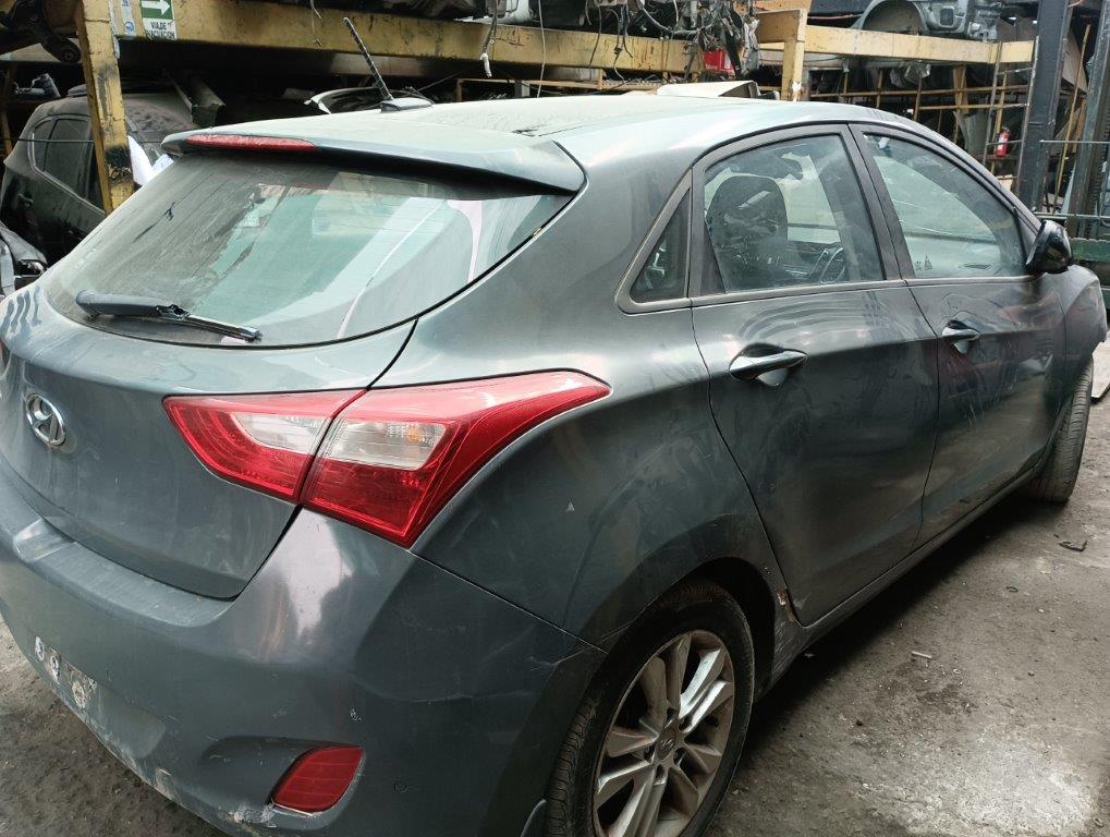  Hyundai i30 2013    EN DESARME
